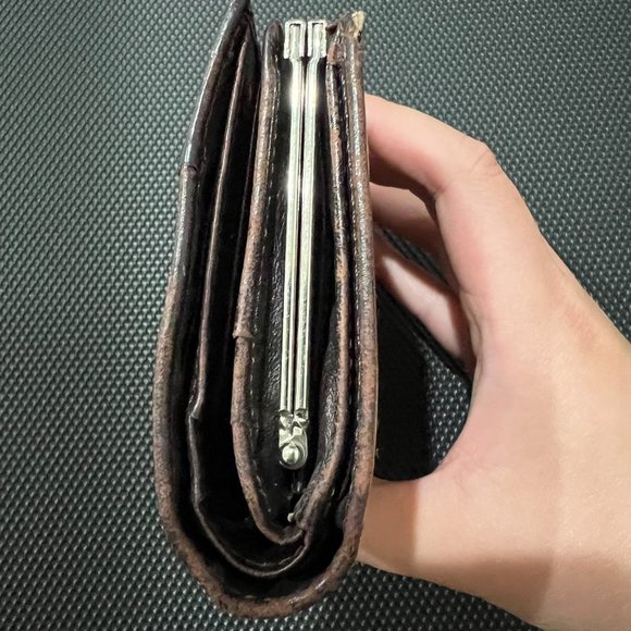 Burberry Nova Check Kiss Lock Wallet - Picture 7 of 9